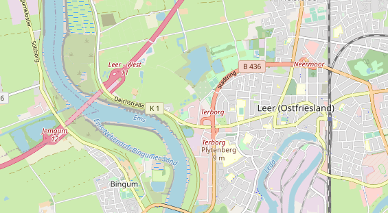 Tax advisor on map