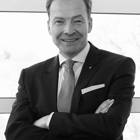 Steuerbüro: Steuerberater / Rechtsanwalt Dr. Nicolas Günzler - TaxWork GmbH